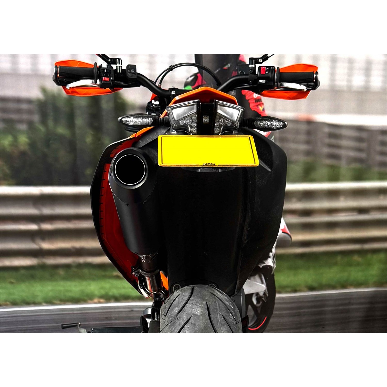 2019-2025 690 SMC R 画像 7